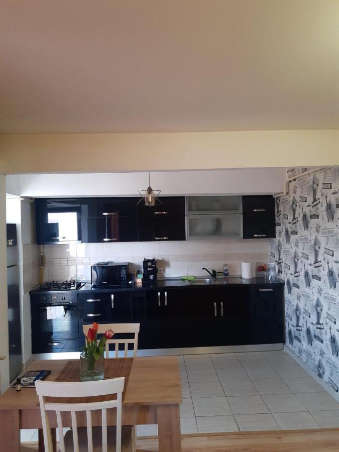 Apartament 3 Camere Râmnicu Vâlcea Eksteriør billede