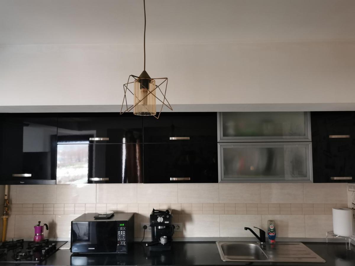 Apartament 3 Camere Râmnicu Vâlcea Eksteriør billede